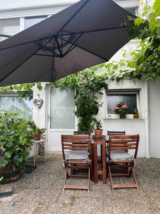 Apartment Am Rotweinwanderweg Bad Neuenahr-Ahrweiler Esterno foto